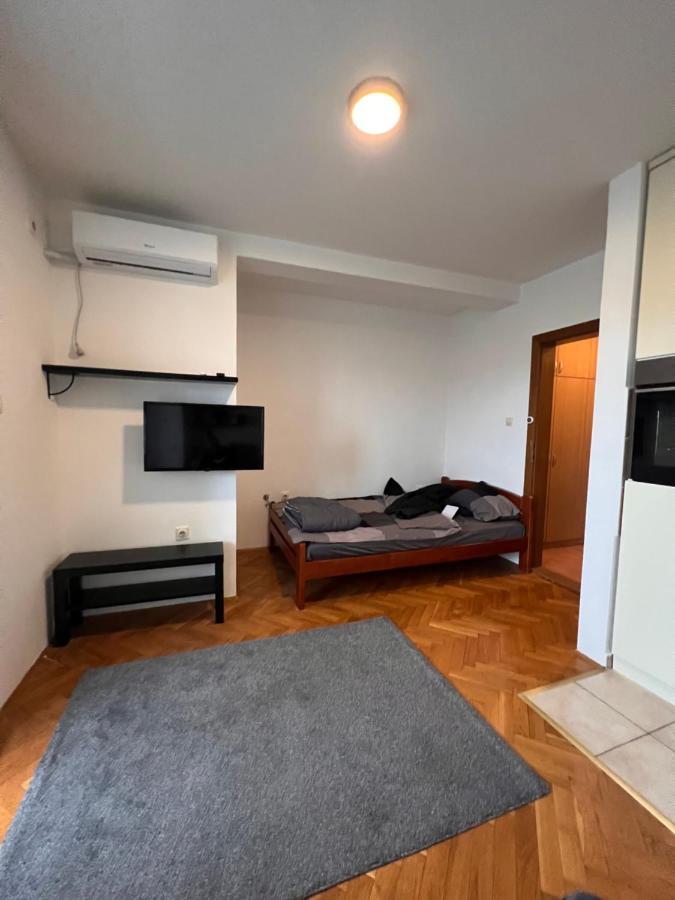 Stankela Apartment Novi Sad Exterior foto